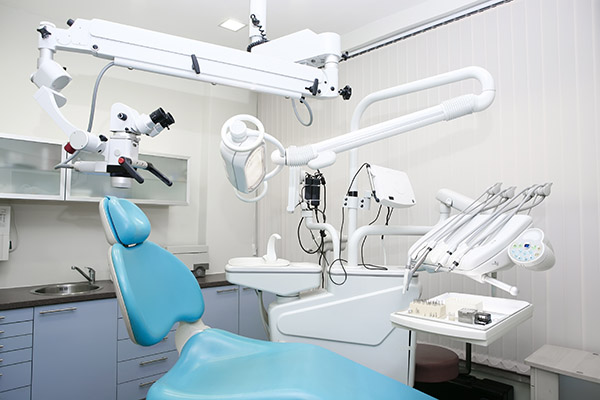 How A Dental Practice Catches Early Oral Issues